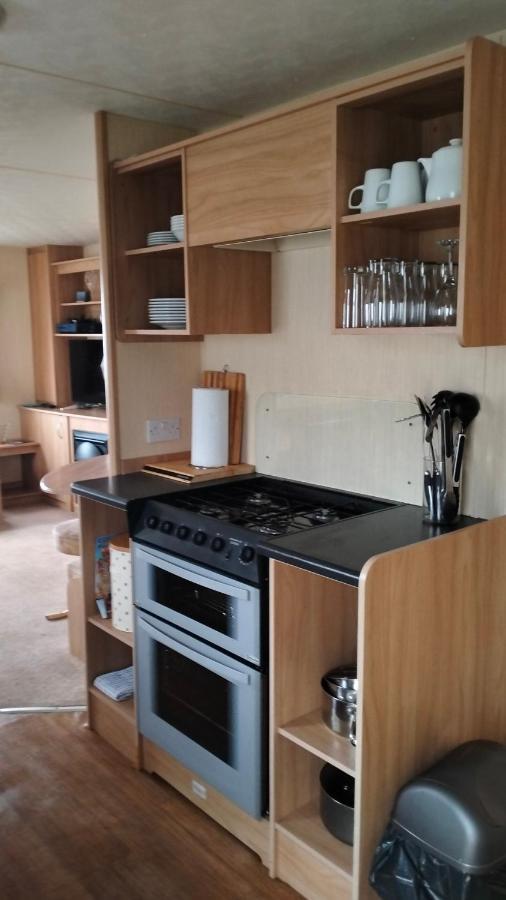 Seascape - Blue Dolphin Holiday Park Gristhorpe Exterior foto